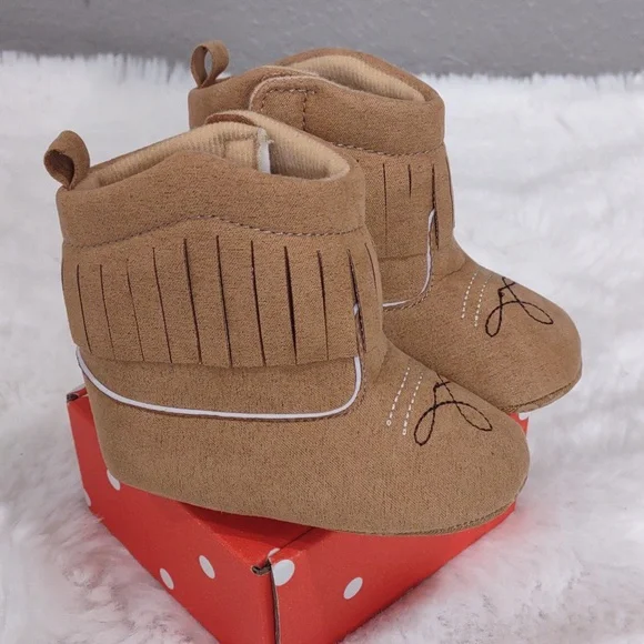 LITTLE ME BOOT. - Picture 5 of 13